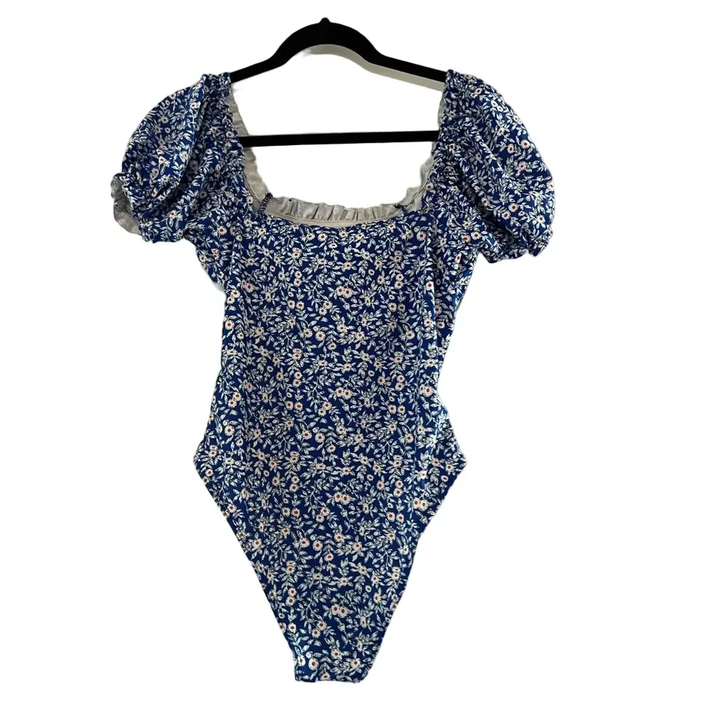 Ditsy Floral Print Ruched Bust One Piece Swimsuit